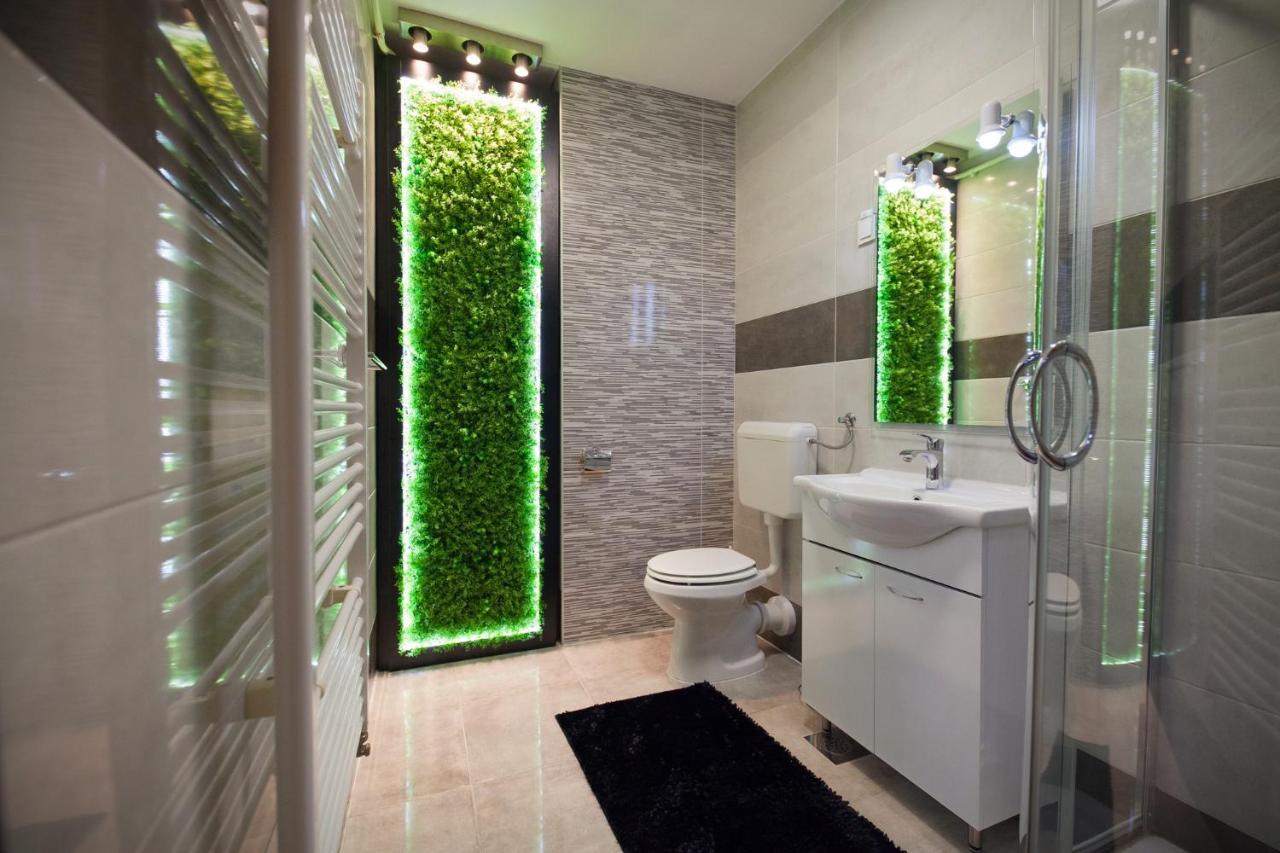 Apartman Aurelius - Private Parking Eszék Kültér fotó
